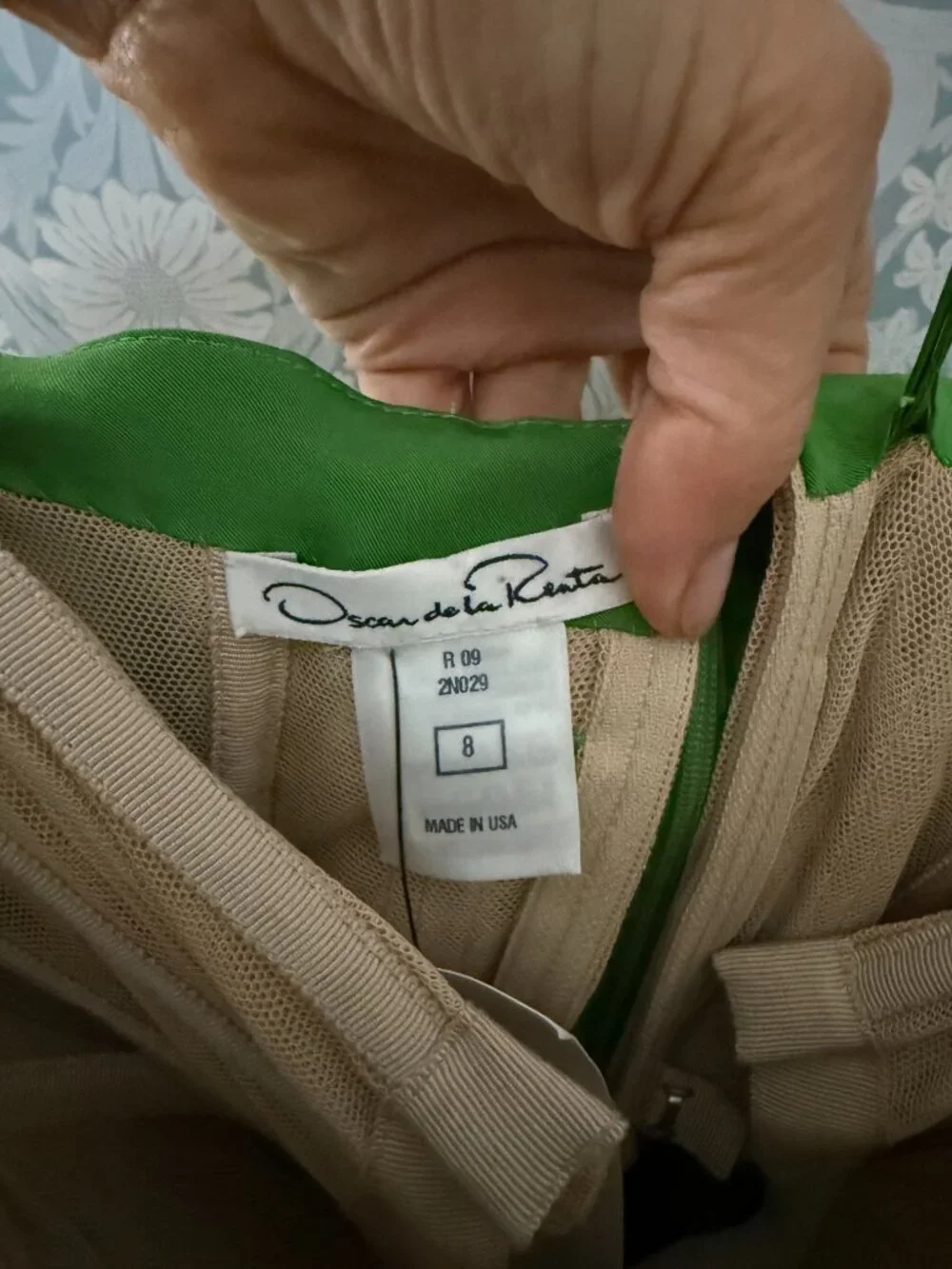 Oscar de la Renta - Green Formal Gown (Size 8 / Medium)